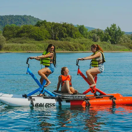 Campsite Lido Verbano Camping Village Castelletto sopra Ticino