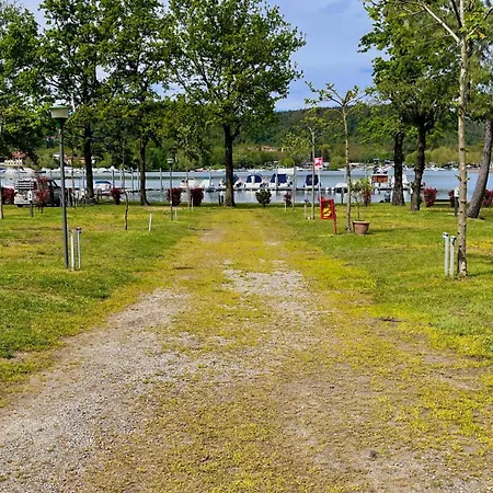 Campsite Lido Verbano Camping Village Castelletto sopra Ticino