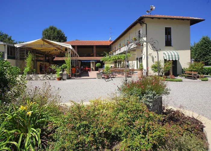 Lido Verbano Village Κάμπινγκ