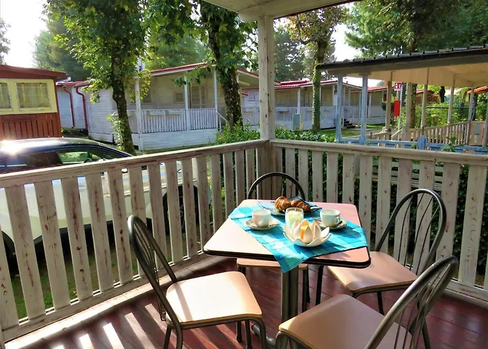 Κάμπινγκ Lido Verbano Village Castelletto sopra Ticino